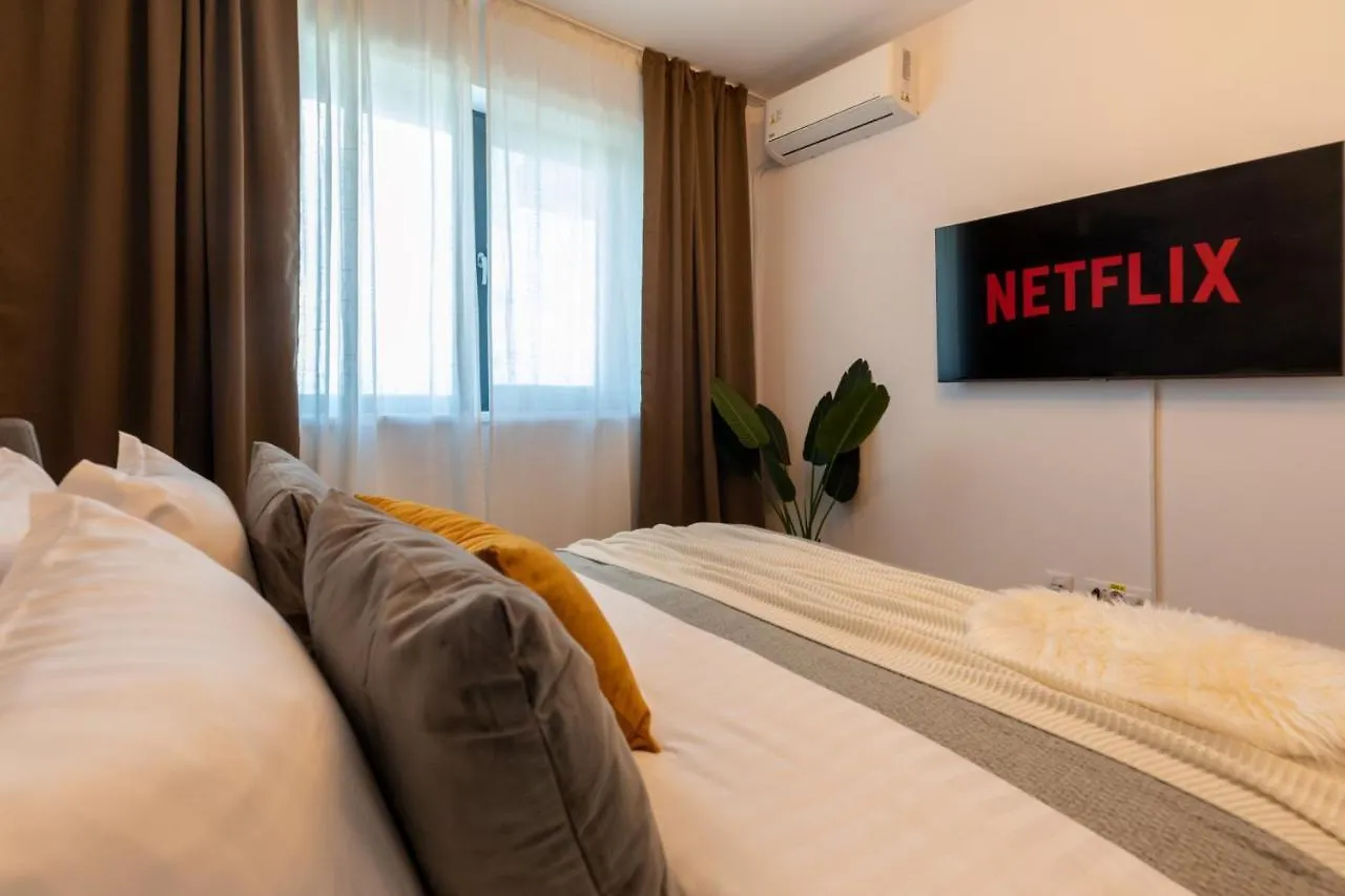 Stunning 1Br Retreat In North District Apartment Bucharest Romania