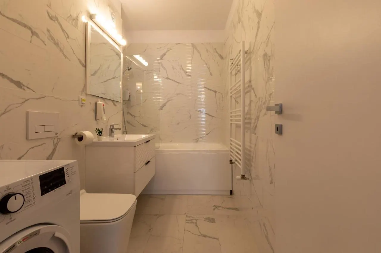Stunning 1Br Retreat In North District Apartment Bucharest